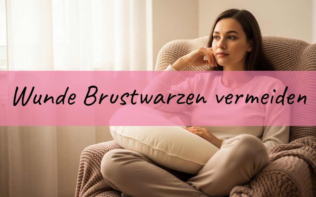 Nachdenkliche Frau im ruhigen Raum mit Stillkissen, Sinnbild für entspanntes Stillen ohne Schmerzen